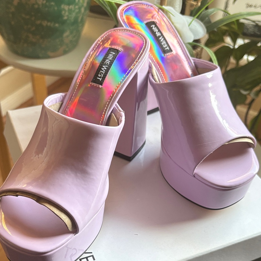Nine West Iridescent Lavender Platform Sandals